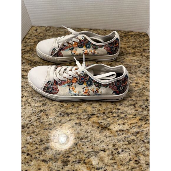 Chihuahua Colorful Paisley Flowers Mandala‎ Low Top Shoes M7/W9 - Picture 3 of 7